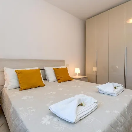 Felicity Appartement Toscolano Maderno